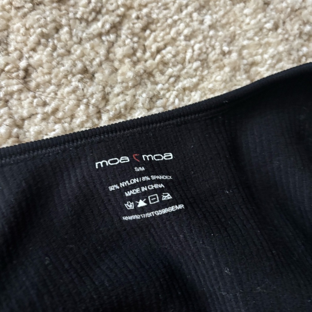 Bundle of 3 neutral long sleeve ribbed crop tops—perfect everyday basics! - Picture 2 of 5